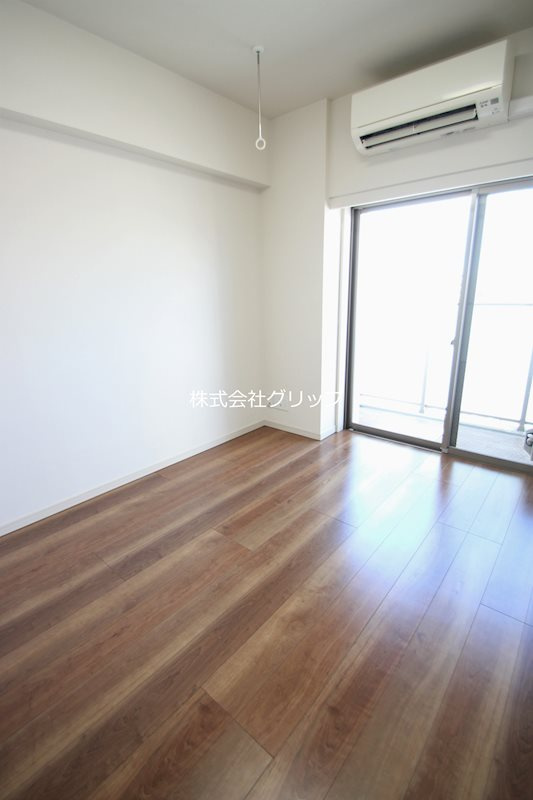 マークス横浜橋通りの洋室