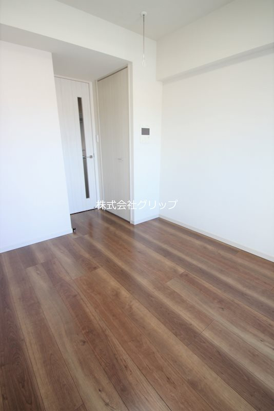 マークス横浜橋通りの洋室