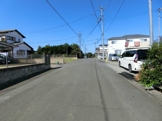 【前面道路含む現地写真】 | 上尾市藤波3丁目　新築 平屋住宅