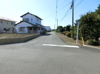 【前面道路含む現地写真】 | 上尾市藤波3丁目　新築 平屋住宅