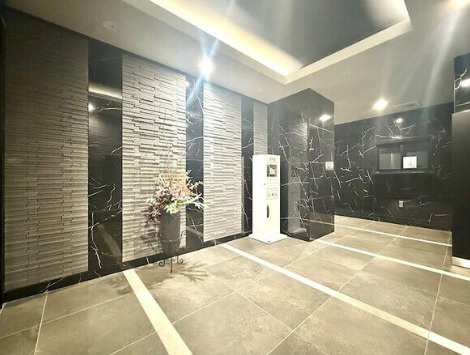 エスリード栄 THE PARKのエントランス