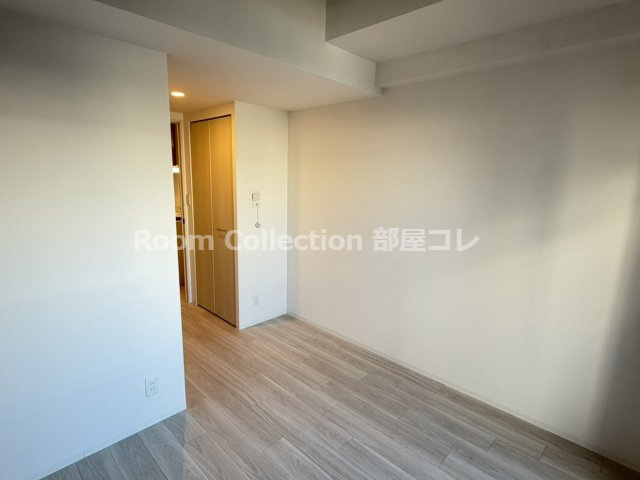 エスリード栄 THE PARKの居間・リビング|同シリーズイメージ写真
反転色違い
現況と異なる場合現況優先