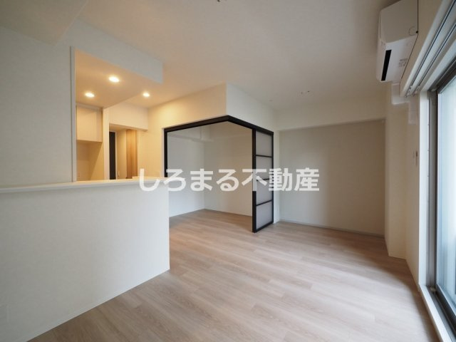 アーバネックス東梅田の居間・リビング