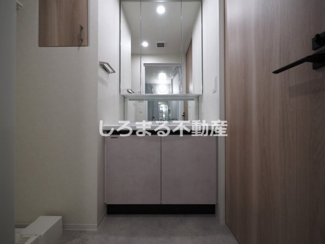 アーバネックス東梅田の独立洗面台