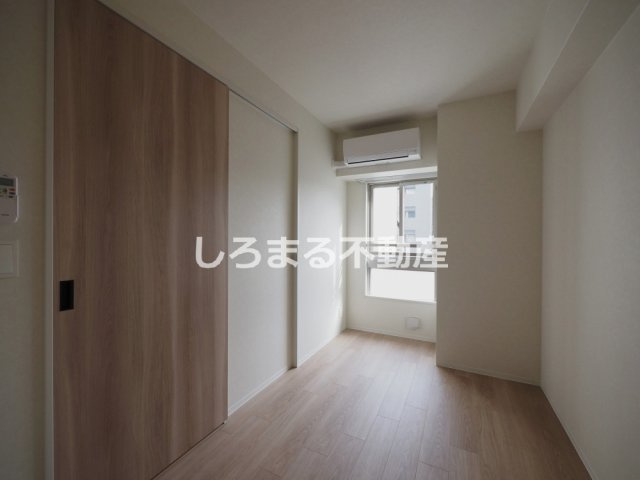 アーバネックス東梅田の洋室