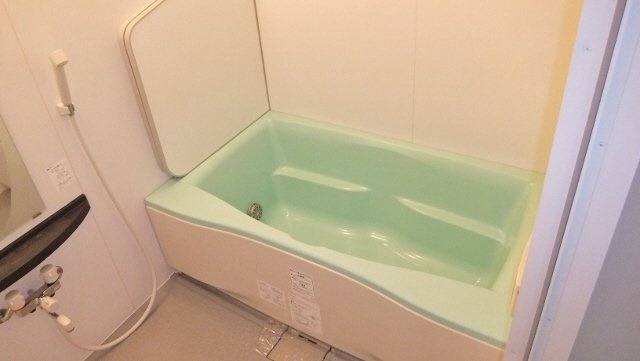 ヴァレンティアの浴室|大型な浴室です