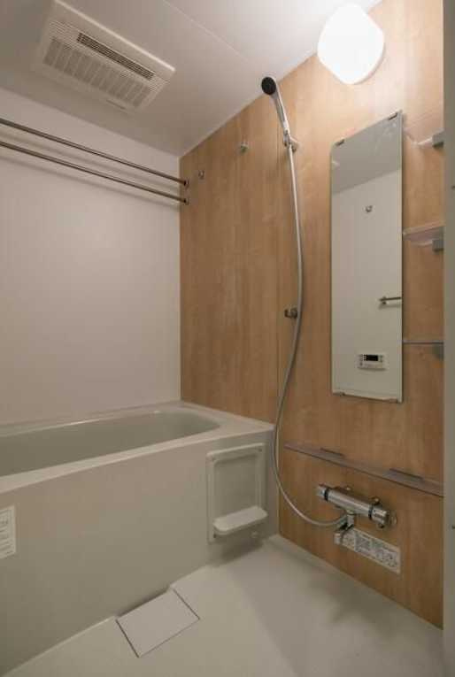 エクサム三軒茶屋Ⅱ　最上階　デザイナーズ　築浅の浴室