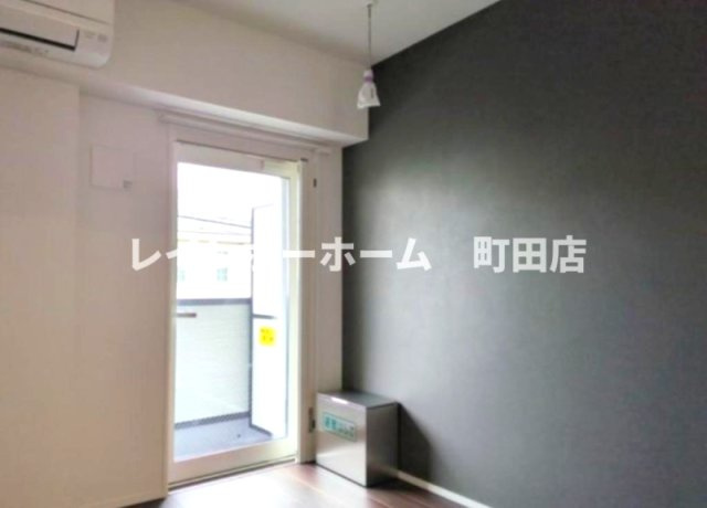 MELDIA相模大野※初期費用分割後払いサービス利用可能物件の居間・リビング