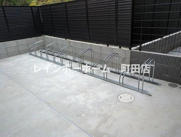 MELDIA相模大野※初期費用分割後払いサービス利用可能物件の駐車場