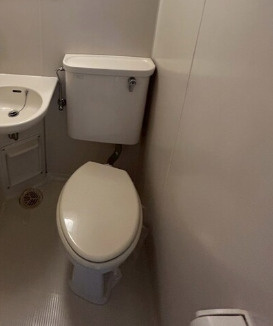 ウィナーズSUZUKIのトイレ