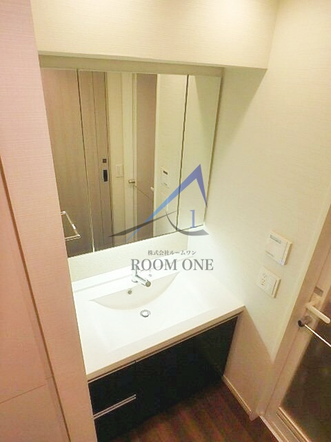 ガーラ・レジデンス文京白山の洗面所|洗面台です。