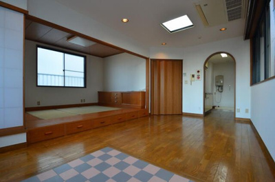 【居間・リビング】 | ひかりビル