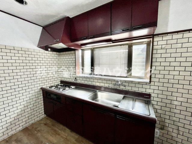 苦楽園一番町貸家のキッチン