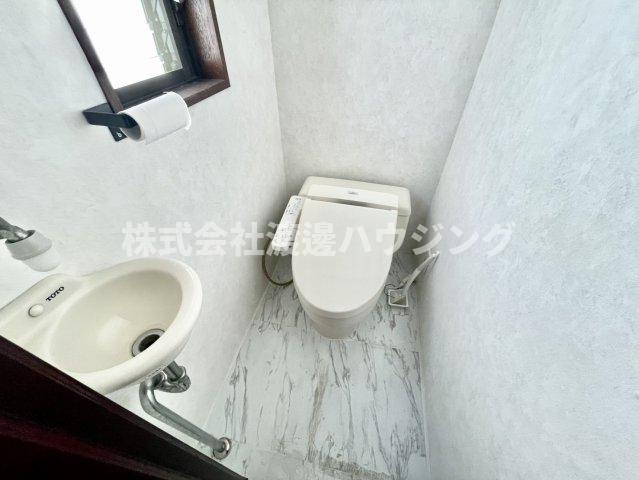 苦楽園一番町貸家のトイレ