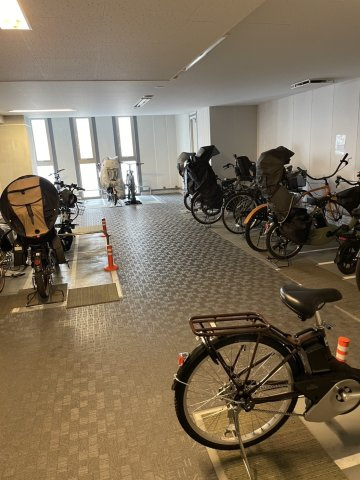 ブランズタワー南堀江の駐輪場