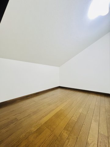 太田市龍舞町の収納|2.5帖の収納スペースは季節物の入れ替えも便利です♪