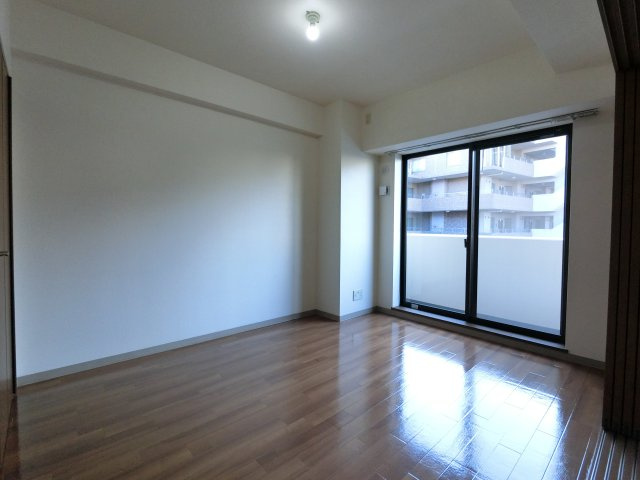 市川市大洲３丁目の賃貸マンションの洋室