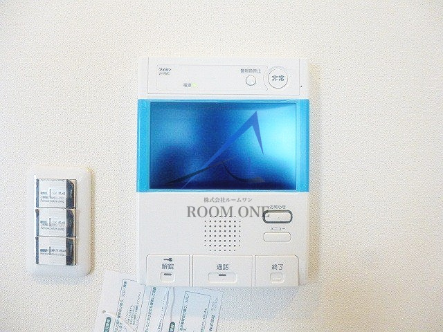 ＬＵＣＵＬＩＡ　ＣＯＵＲＴのセキュリティ|モニター付きインターホンです。