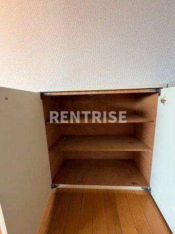 ベルクローバー B棟の収納