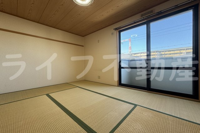 メゾンニュー池島 Cの和室|趣のある和室です