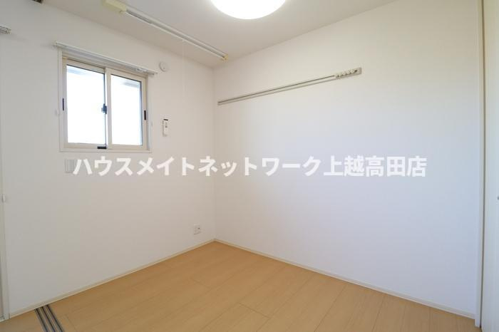 グランルーチェの洋室|洋室