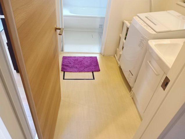 売中古戸建　静岡市葵区城北２丁目の脱衣所|設備：脱衣室