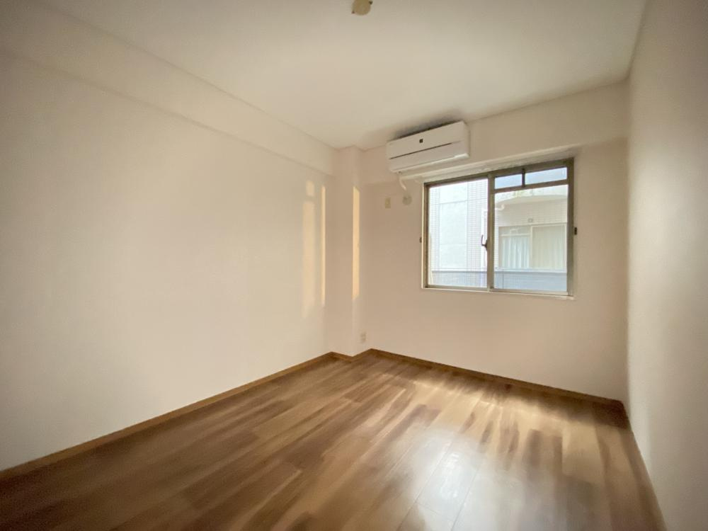 ペンコート芦屋の居間・リビング