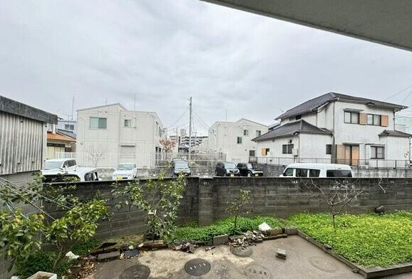 津川アパートの展望