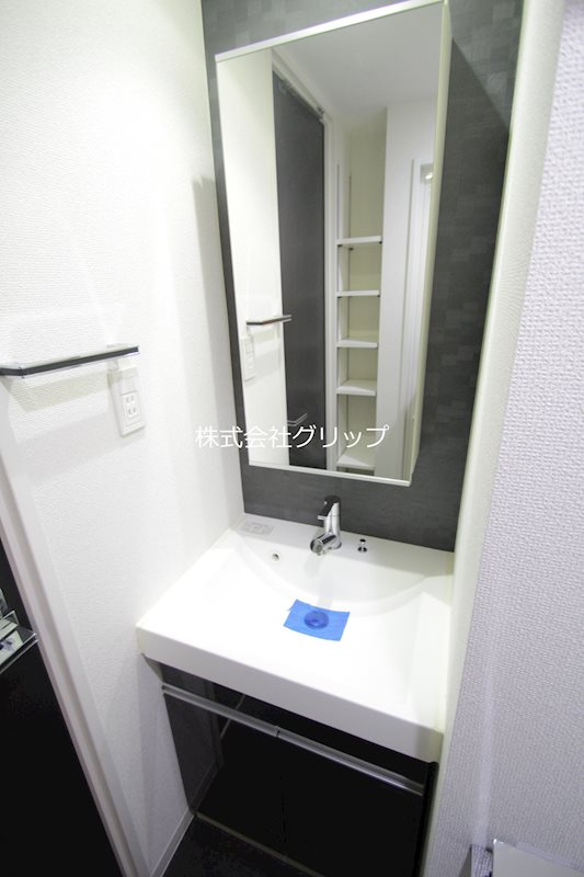 Le'a横濱鶴見中央の独立洗面台