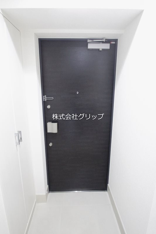 Le'a横濱鶴見中央の玄関