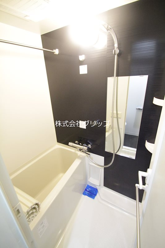 Le'a横濱鶴見中央の浴室