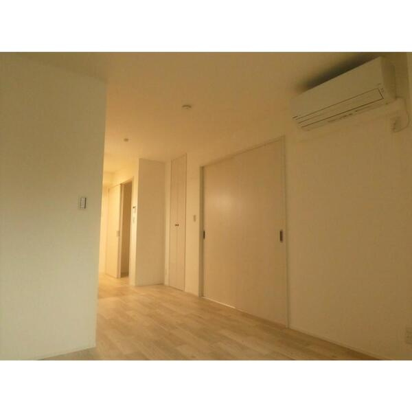 セレナ両国の内装