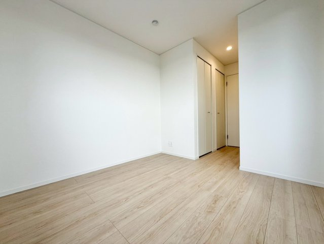 【洋室】 | 神栖市知手5号棟 | 即日のご見学も可能です。お気軽に0476-37-3888までお問合せ下さい。