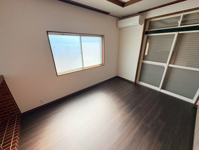 篠原本町1丁目貸家の居間・リビング