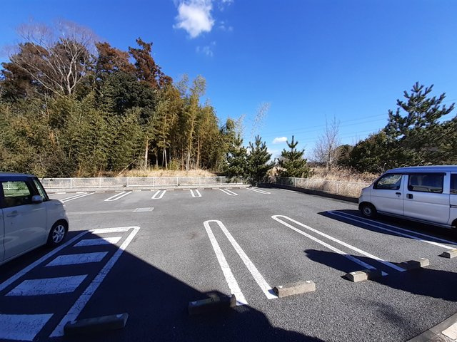 モダン・エディフィスⅡの駐車場|駐車場