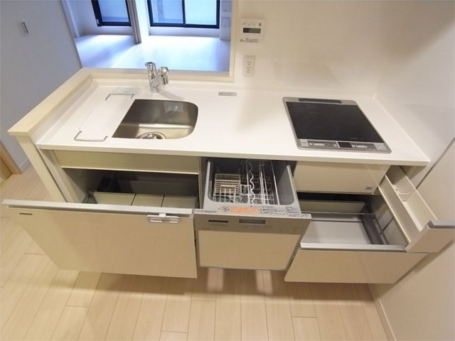 ワコーレ神戸三宮マスターズレジデンスのキッチン