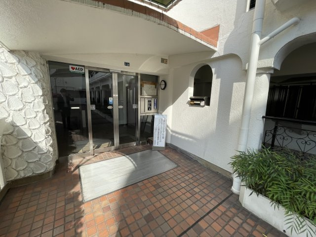 北御影アーバンライフのエントランス