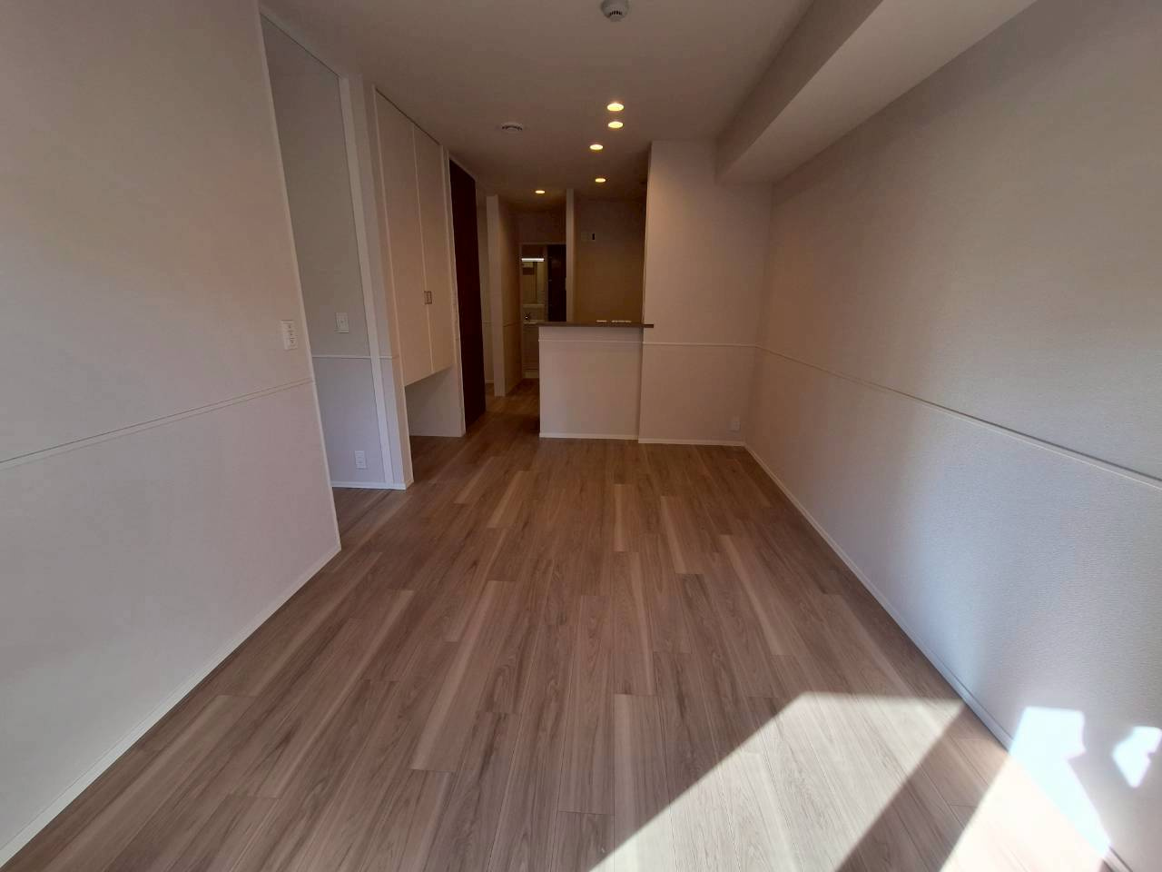 ＳＯＵＴＨＥＲＮ－Ｓｔ＿Ｒｏｕｔｅ３３の居間・リビング