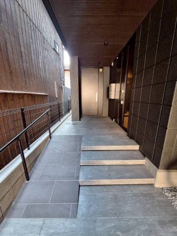 ＳＯＵＴＨＥＲＮ－Ｓｔ＿Ｒｏｕｔｅ３３のロビー