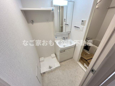 【洗面所】 | エスリード志賀本通ザ・フロント | ※写真は別号室