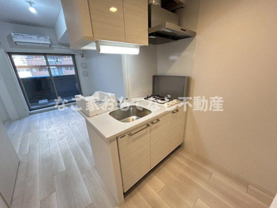 【キッチン】 | エスリード志賀本通ザ・フロント | ※写真は別号室