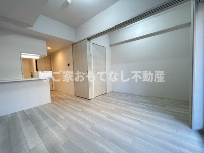 【居間・リビング】 | エスリード志賀本通ザ・フロント | ※写真は別号室