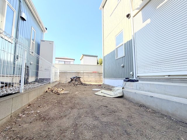 昭島市郷地町３丁目　リフォーム戸建の庭