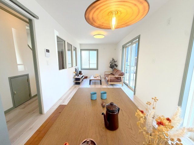 昭島市郷地町３丁目　リフォーム戸建の居間・リビング