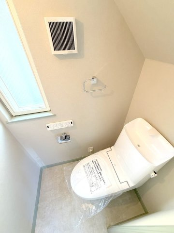 昭島市郷地町３丁目　リフォーム戸建のトイレ