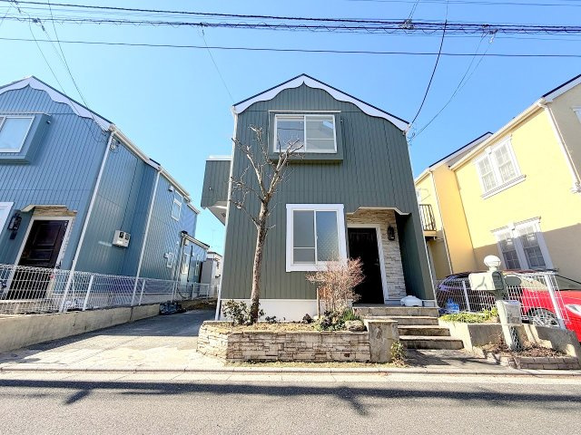 昭島市郷地町３丁目　リフォーム戸建の外観