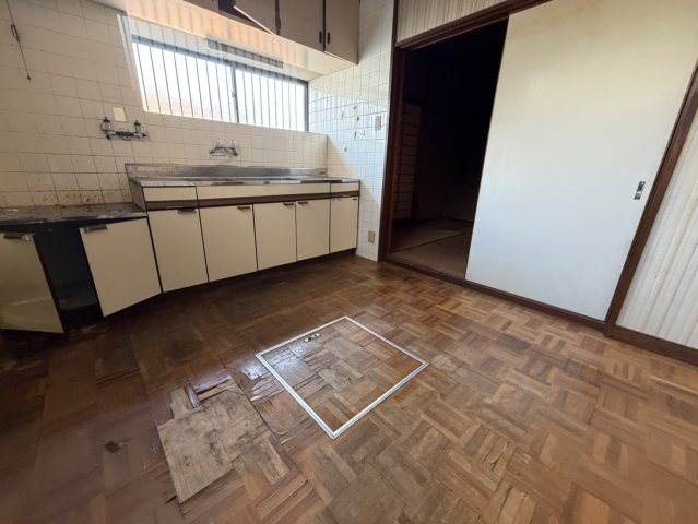 神戸市垂水区塩屋町8丁目のキッチン