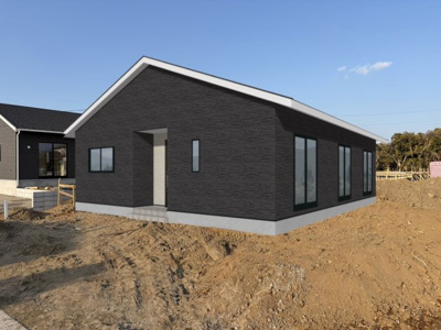 【外観】 | 神栖市知手4号棟 | 即日のご見学も可能です。お気軽に0476-37-3888までお問合せ下さい。