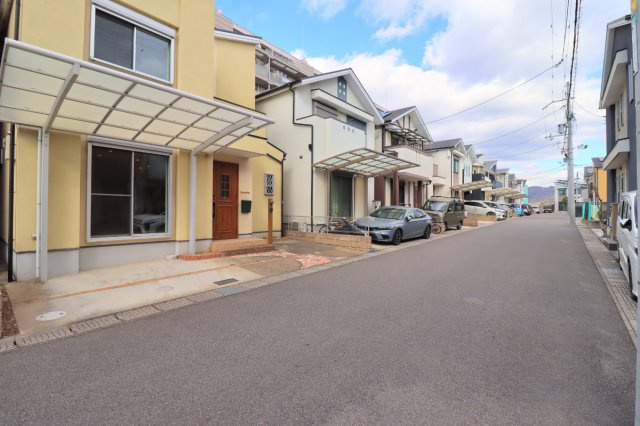 宇治琵琶の前面道路含む現地写真