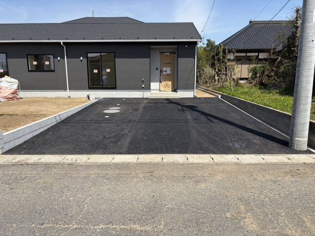 【駐車場】 | 神栖市知手6号棟 | 即日のご見学も可能です。お気軽に0476-37-3888までお問合せ下さい。